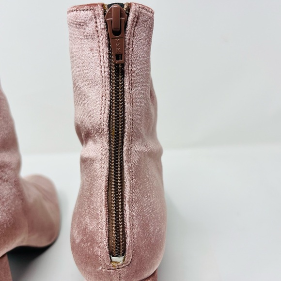 Free People Ankle Boots in Pink Velvet - Picture 4 of 15